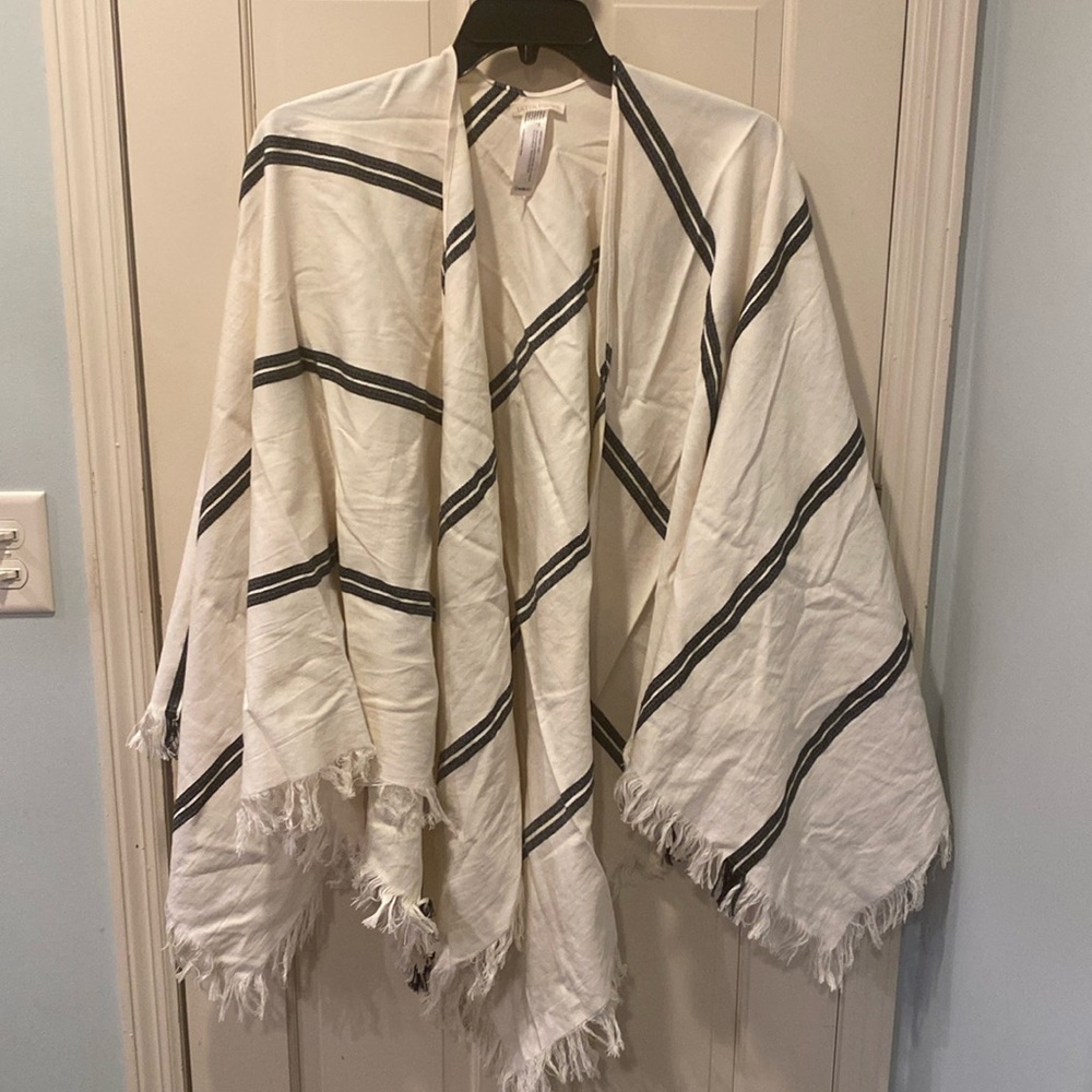 Eileen Fischer organic cotton serape wrap shawl scarf